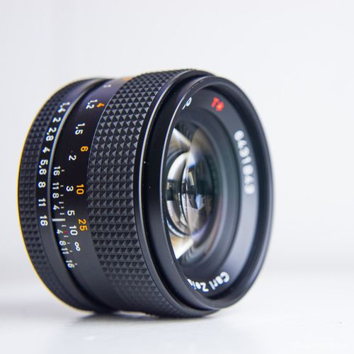 Zeiss-Planar-50mm-1.4-bproduct-photos-5.jpg